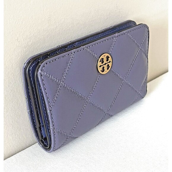 New Tory Burch Willa Medium Quilted Leather Wallet Dark Lotus - Picture 3 of 4
